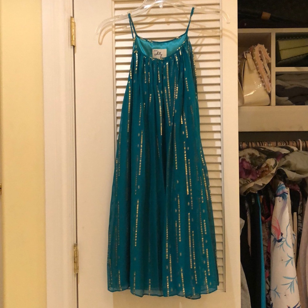 Milky NWOT green swing dress w/ gold metallic dots